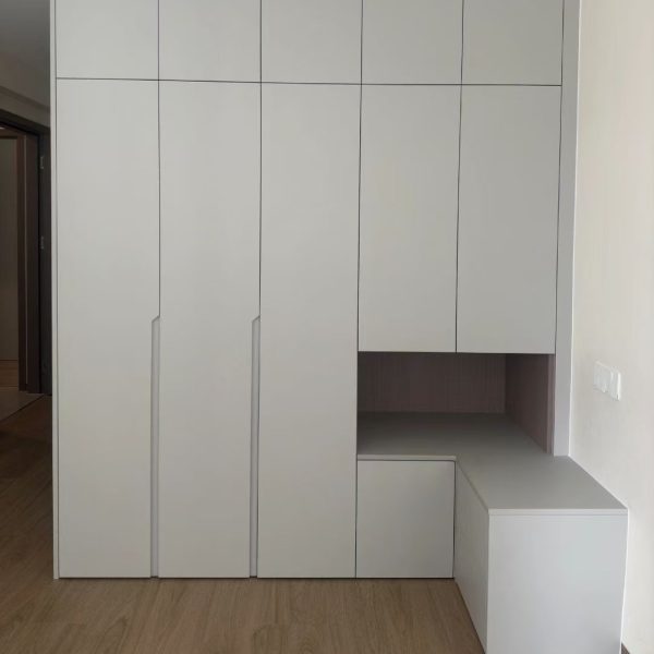Heilongjiang Custom Walk-In Wardrobe System - Image 3